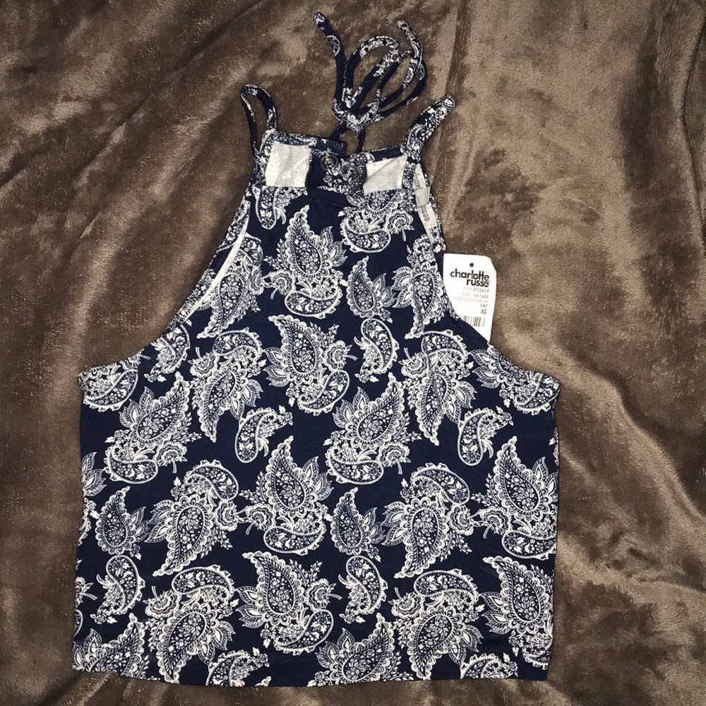 Crop top